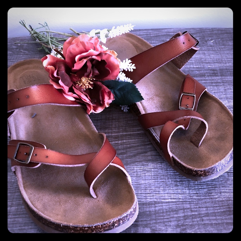 😎WOMEN’S TIME AND TRUE SANDAL👡 💐✨